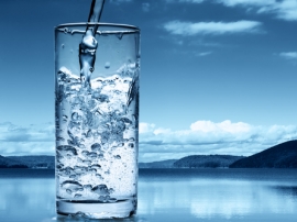 Jak oszczędzać wodę latem - sposoby z życia wzięte